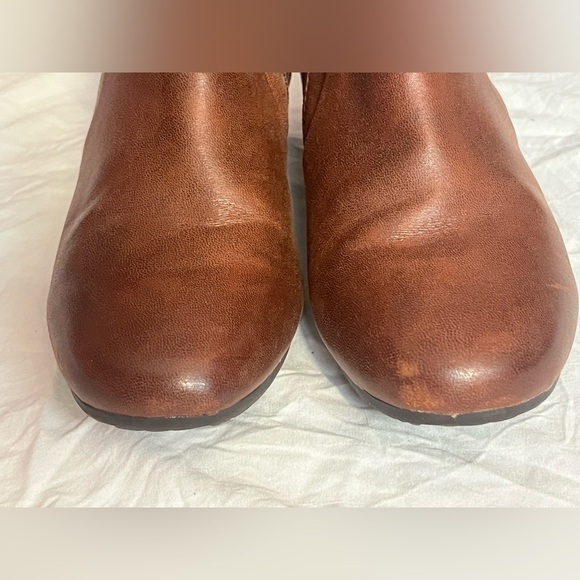 Rebound Patent Pending by Baretraps Women’s Wedge Brown Leather Boots Size 7.5 - Picture 4 of 15